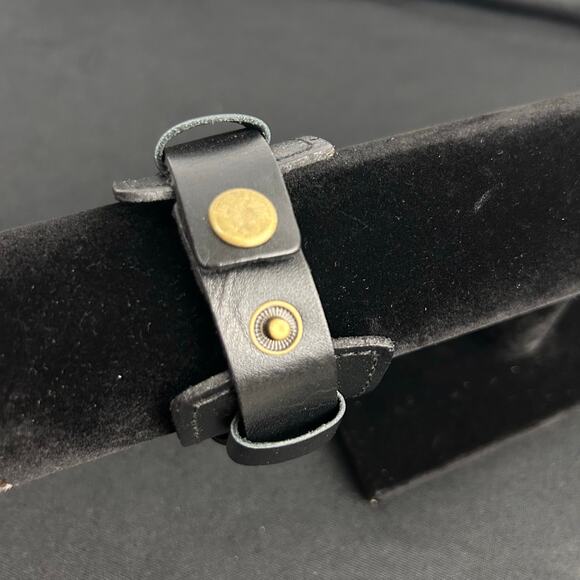 Black Leather Adjustable Snap Cuff Bracelet - Picture 3 of 9